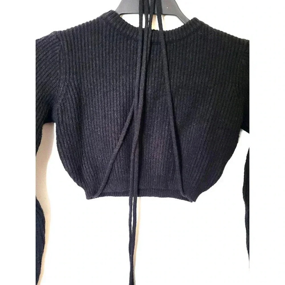 Adika Black Crop Knit Top - Picture 4 of 4
